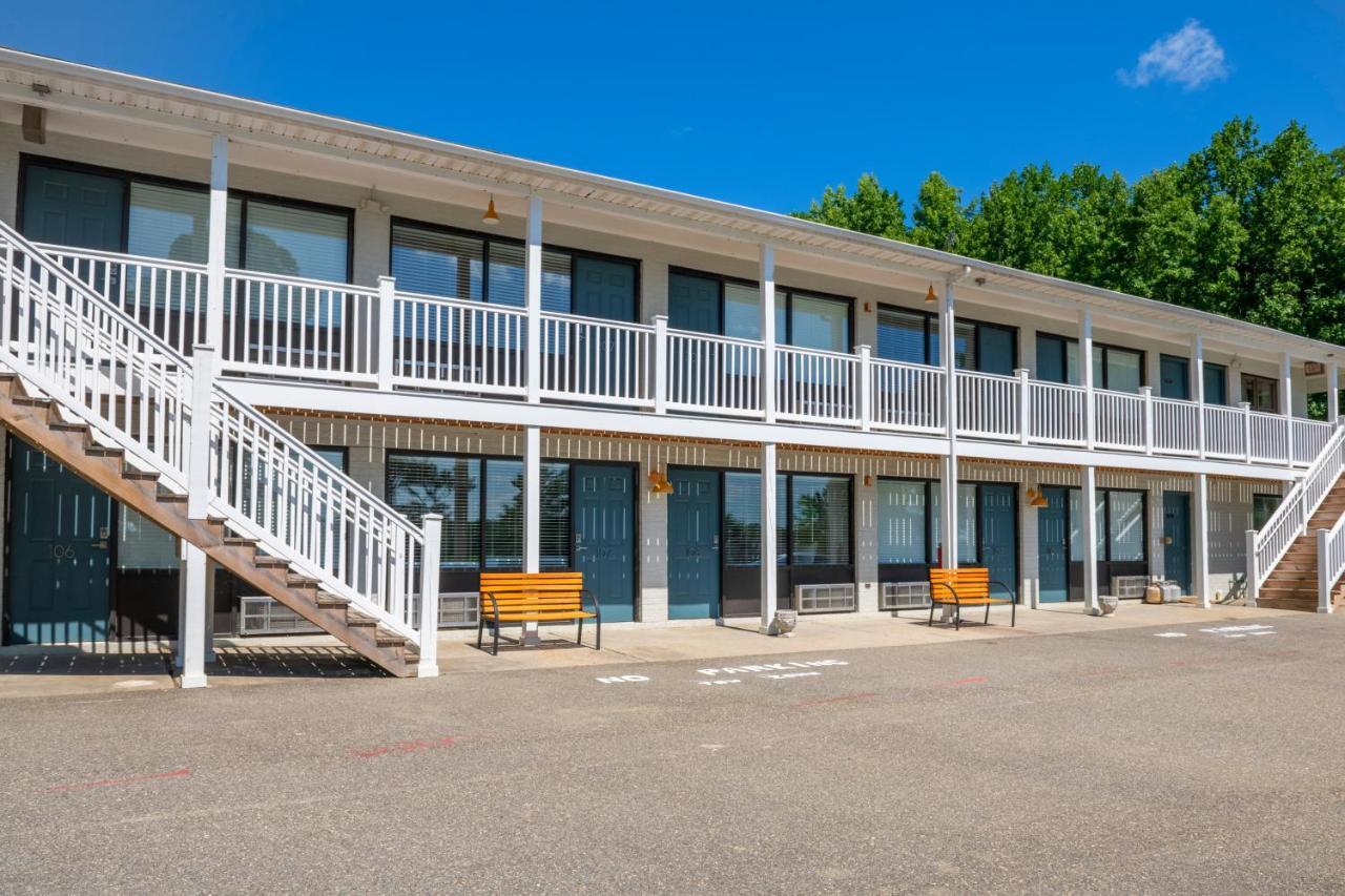 Rivers Rest Resort Toano エクステリア 写真